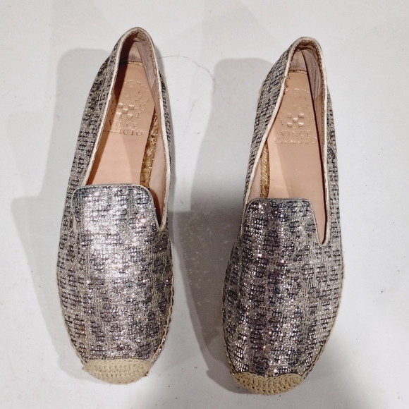 Vince Camuto Women\'s Animal Print Metallic Round ToeLeather Espadrilles Size 8.5